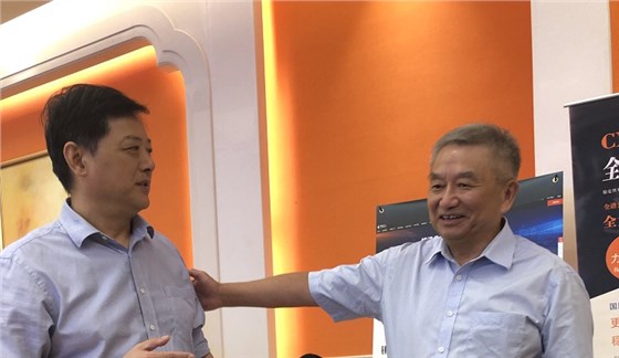 李总.jpg 李总.jpg