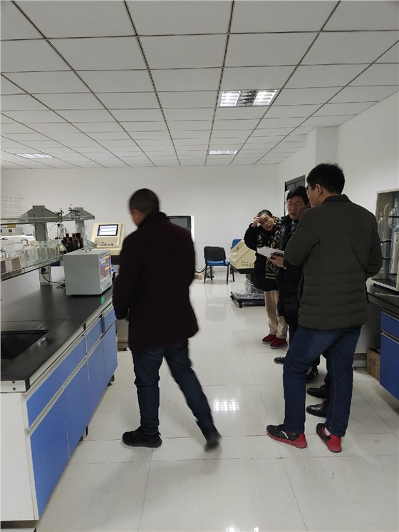 碳硅分析仪.jpg 碳硅分析仪.jpg