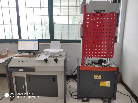 拉力试验机.jpg 拉力试验机.jpg